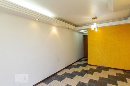 Sala de apartamento à venda com 3 quartos, 60m² em Vila Ivone, São Paulo