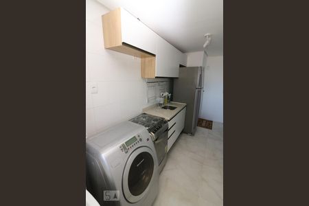 Apartamento para alugar com 75m², 2 quartos e 3 vagas Apartamento para alugar com 75m², 2 quartos e 3 vagasCozinha