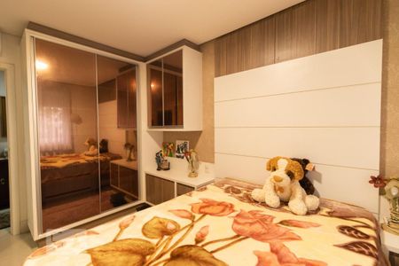 Casa de condomínio à venda com 320m², 4 quartos e 4 vagas Casa de condomínio à venda com 320m², 4 quartos e 4 vagasSuíte 1