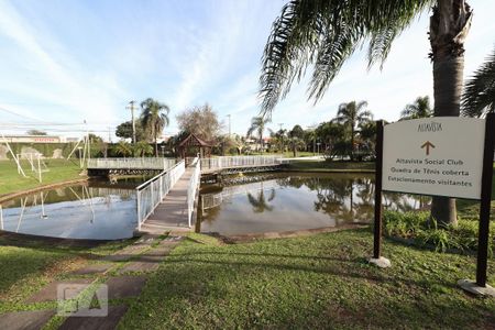 Casa de condomínio à venda com 320m², 4 quartos e 4 vagas Casa de condomínio à venda com 320m², 4 quartos e 4 vagasÁrea comum