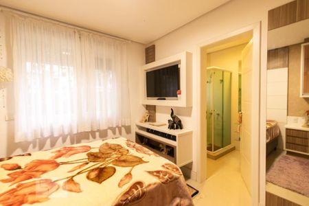 Casa de condomínio à venda com 320m², 4 quartos e 4 vagas Casa de condomínio à venda com 320m², 4 quartos e 4 vagasSuíte 1