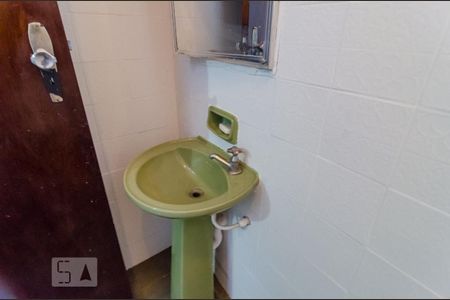 Casa à venda com 500m², 15 quartos e 3 vagas Casa à venda com 500m², 15 quartos e 3 vagasBanheiro Social 2