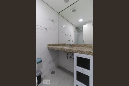 Banheiro de kitnet/studio à venda com 1 quarto, 42m² em Botafogo, Campinas