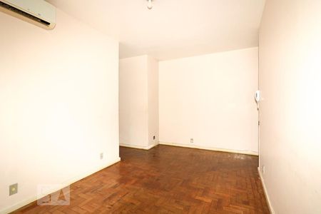 Sala de apartamento à venda com 3 quartos, 110m² em Rubem Berta, Porto Alegre