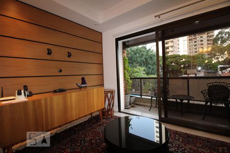 Sala de apartamento para alugar com 2 quartos, 114m² em Campo Belo, São Paulo