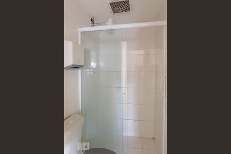 Banheiro de kitnet/studio para alugar com 1 quarto, 40m² em Campos Elíseos, São Paulo