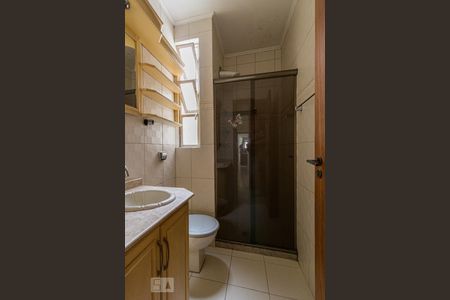 Banheiro da Suíte de apartamento para alugar com 1 quarto, 50m² em Boa Vista, Porto Alegre