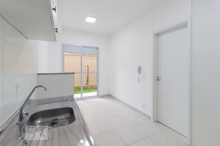 Sala e Cozinha de apartamento para alugar com 1 quarto, 33m² em Ferreira, São Paulo