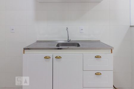 Sala e Cozinha de apartamento para alugar com 1 quarto, 33m² em Ferreira, São Paulo