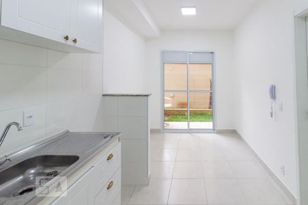 Sala e Cozinha de apartamento para alugar com 1 quarto, 33m² em Ferreira, São Paulo