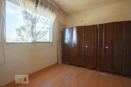 Quarto 1 de apartamento para alugar com 2 quartos, 60m² em Santa Tereza, Porto Alegre