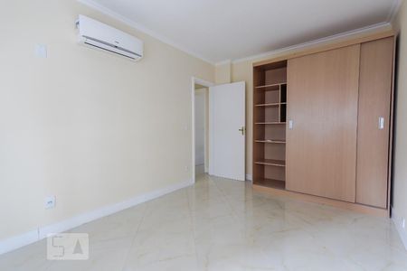Quarto 1 de apartamento para alugar com 3 quartos, 106m² em Moinhos de Vento, Porto Alegre