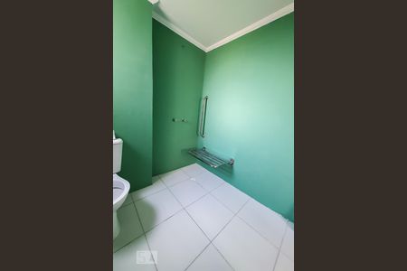 Banheiro de apartamento à venda com 1 quarto, 42m² em Jardim Santa Emília, São Paulo