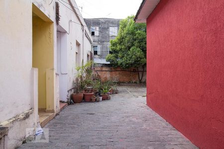 Casa à venda com 48m², 2 quartos e sem vaga Casa à venda com 48m², 2 quartos e sem vagaÁrea externa compartilhada