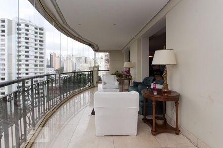 Varanda de apartamento à venda com 4 quartos, 308m² em Vila Mariana, São Paulo