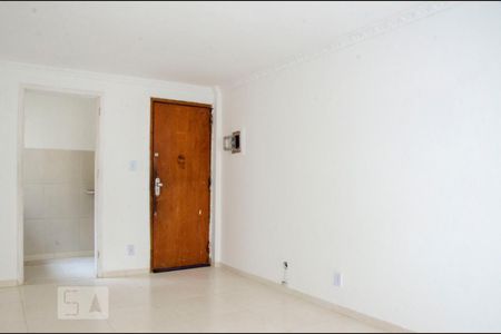 Sala de casa para alugar com 2 quartos, 50m² em Penha Circular, Rio de Janeiro