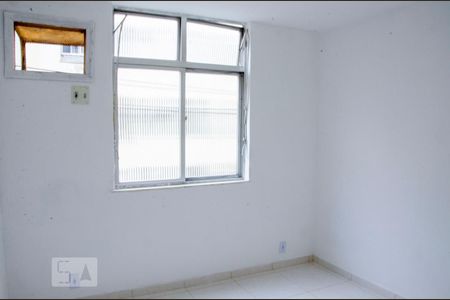 Quarto 2 de casa para alugar com 2 quartos, 50m² em Penha Circular, Rio de Janeiro