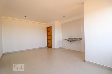 Sala de apartamento para alugar com 2 quartos, 55m² em Condomínio Residencial Santa Rita, Goiânia