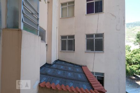 Sala Vista de apartamento para alugar com 1 quarto, 43m² em Tijuca, Rio de Janeiro