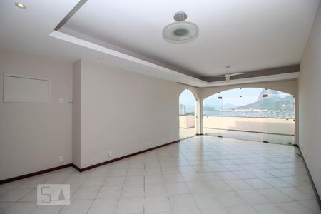 Sala de apartamento para alugar com 3 quartos, 156m² em Botafogo, Rio de Janeiro