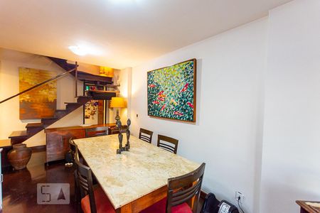 Sala de apartamento à venda com 3 quartos, 135m² em São Domingos, Niterói