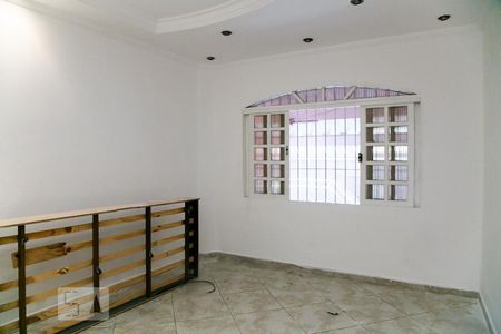Quarto 1 de casa para alugar com 2 quartos, 150m² em Vila Nova Curuçá, São Paulo
