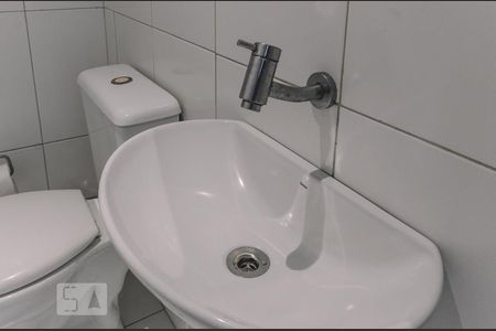 Lavabo de apartamento para alugar com 2 quartos, 98m² em Pituba, Salvador