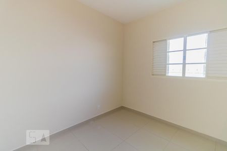 Quarto 1 de casa para alugar com 3 quartos, 81m² em Parque Boturussu, São Paulo