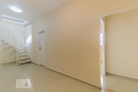 Sala de Estar de casa para alugar com 3 quartos, 81m² em Parque Boturussu, São Paulo