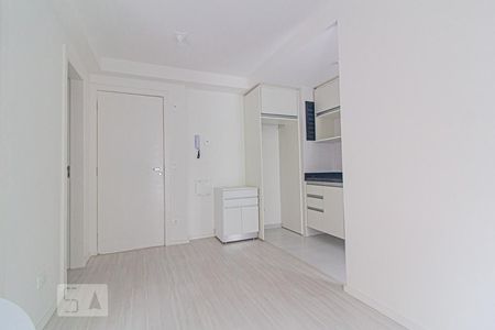 Sala de apartamento para alugar com 1 quarto, 35m² em Água Verde, Curitiba