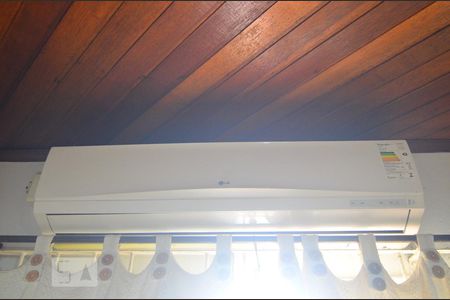 Ar condicionado de casa à venda com 3 quartos, 110m² em Estância Velha, Canoas