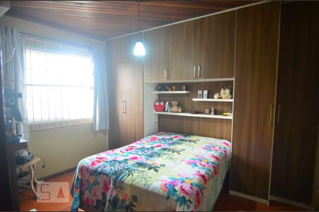 Suíte de casa à venda com 3 quartos, 110m² em Estância Velha, Canoas