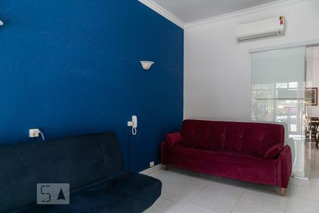 Sala de casa para alugar com 2 quartos, 104m² em Gonzaga, Santos