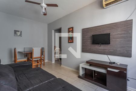 Sala de apartamento para alugar com 1 quarto, 42m² em Jardim do Salso, Porto Alegre