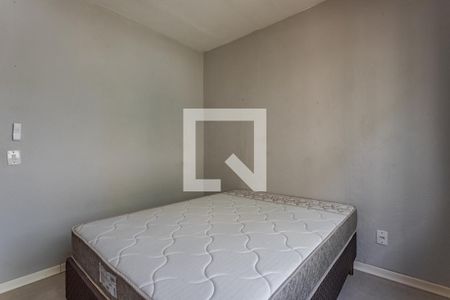 Quarto de apartamento para alugar com 1 quarto, 42m² em Jardim do Salso, Porto Alegre