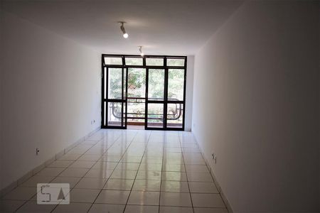 Sala de kitnet/studio para alugar com 1 quarto, 34m² em Asa Norte, Brasília