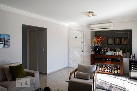 SALA de casa para alugar com 3 quartos, 350m² em Jardim Franca, São Paulo