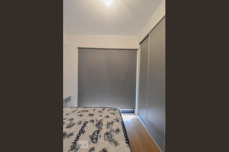 Sala com Persiana de kitnet/studio para alugar com 1 quarto, 22m² em Jardim das Acácias, São Paulo