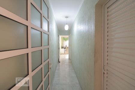Corredor de acesso a Sala de casa à venda com 4 quartos, 150m² em Vila Nova Manchester, São Paulo