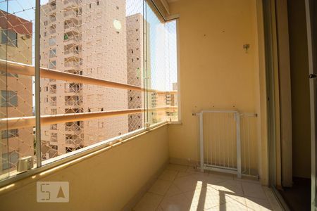 Sacada de apartamento para alugar com 3 quartos, 79m² em Mansões Santo Antônio, Campinas