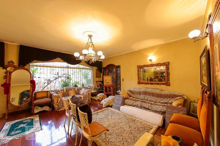 Sala  de casa à venda com 4 quartos, 454m² em Vila Galvão, Guarulhos