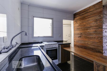 Cozinha de apartamento para alugar com 3 quartos, 75m² em Lapa, São Paulo