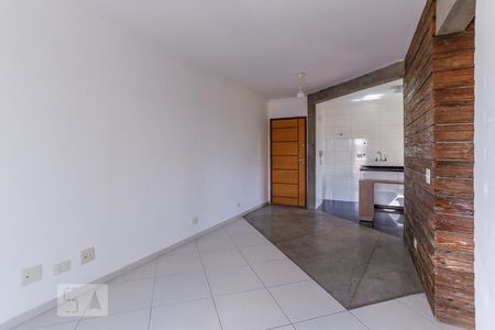 Sala de apartamento para alugar com 3 quartos, 75m² em Lapa, São Paulo