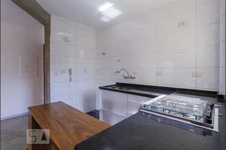 Cozinha de apartamento para alugar com 3 quartos, 75m² em Lapa, São Paulo