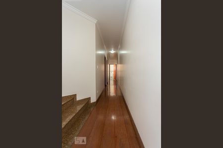 Corredor de casa à venda com 3 quartos, 320m² em Vila Alpina, São Paulo
