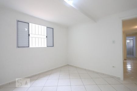 Quarto 2 de casa para alugar com 2 quartos, 138m² em Vila Baruel, São Paulo