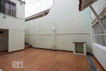 Quarto 1 Vista de casa para alugar com 2 quartos, 138m² em Vila Baruel, São Paulo
