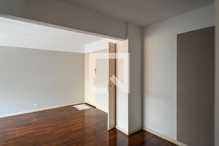 Sala de apartamento para alugar com 3 quartos, 77m² em Vila Gumercindo, São Paulo