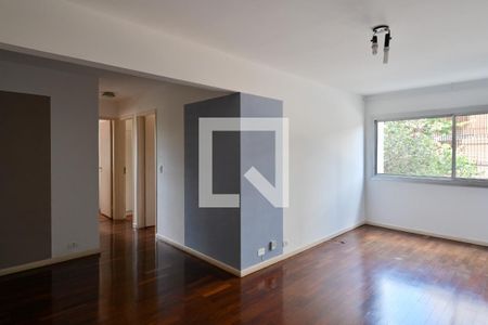 Sala de apartamento para alugar com 3 quartos, 77m² em Vila Gumercindo, São Paulo