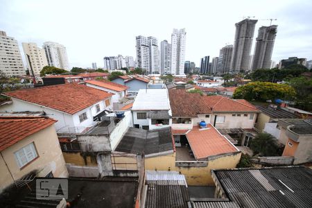 Vista  de apartamento para alugar com 3 quartos, 80m² em Jardim das Acácias, São Paulo